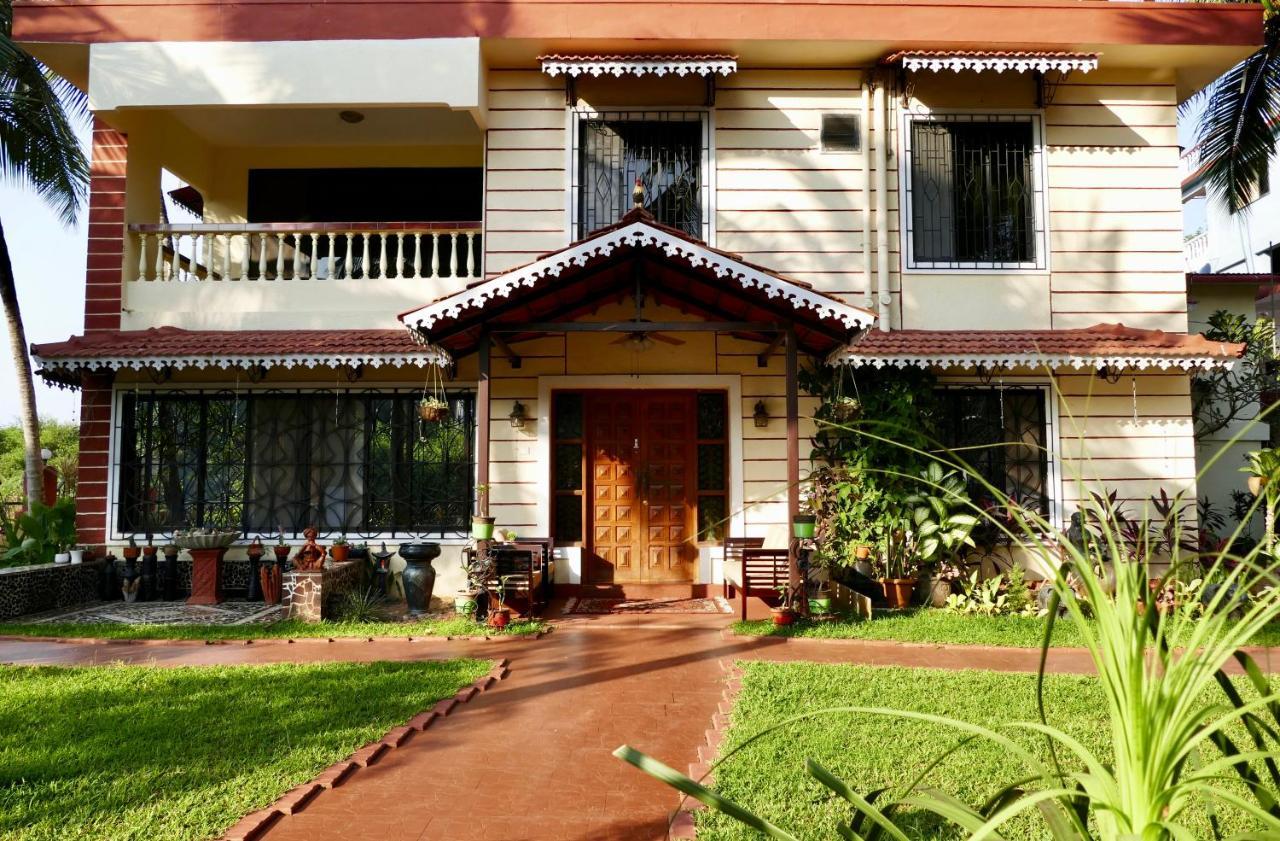 Shanu'S Seaside Inn - A Family-Run Guesthouse Just 100 Metres From Candolim Beach Εξωτερικό φωτογραφία