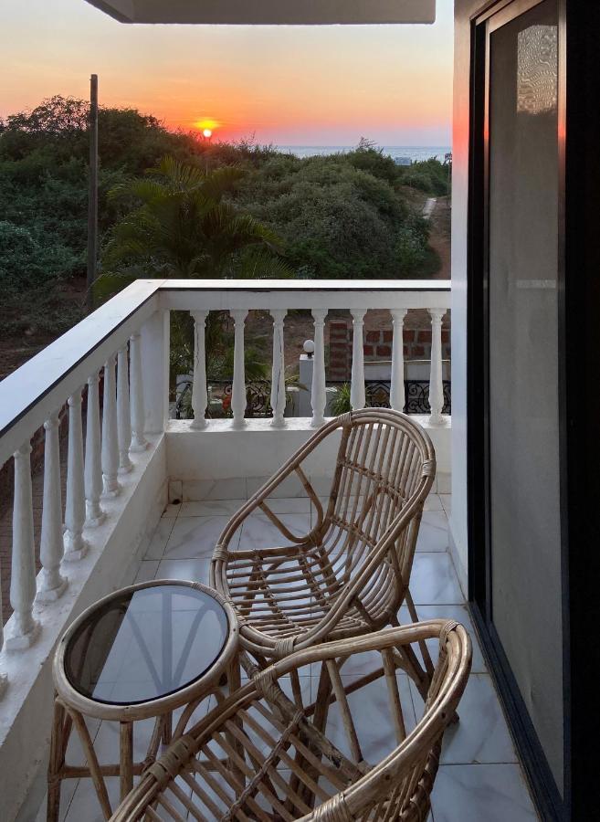 Shanu'S Seaside Inn - A Family-Run Guesthouse Just 100 Metres From Candolim Beach Εξωτερικό φωτογραφία